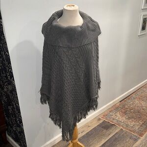 Jaclyn Smith Gray Ribbed Poncho Sweater